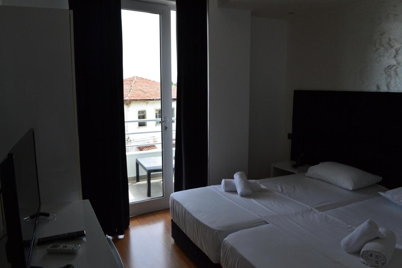 Diamond Hotel ซารานเดอ ภายนอก รูปภาพ